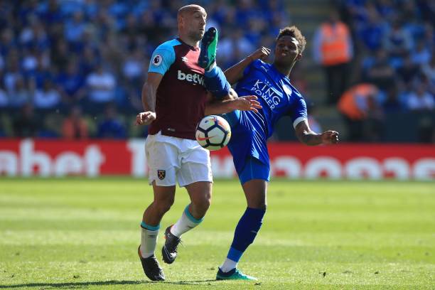 通过引入更 通过引入更