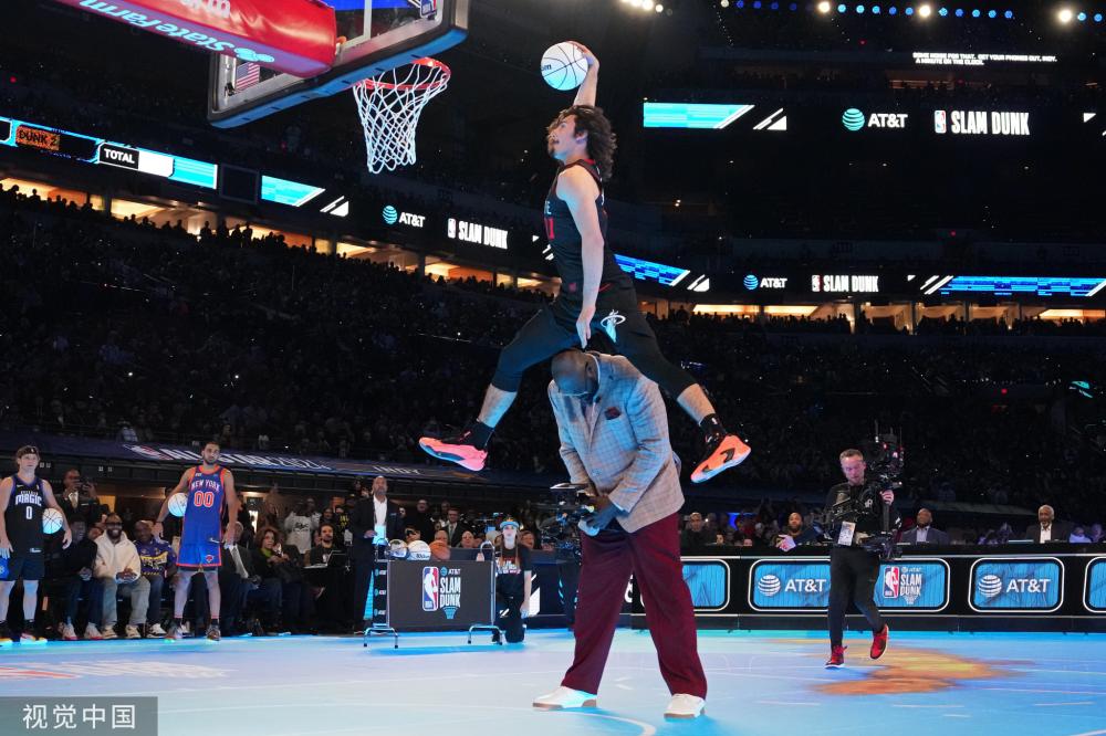 其他球员则 其他球员则