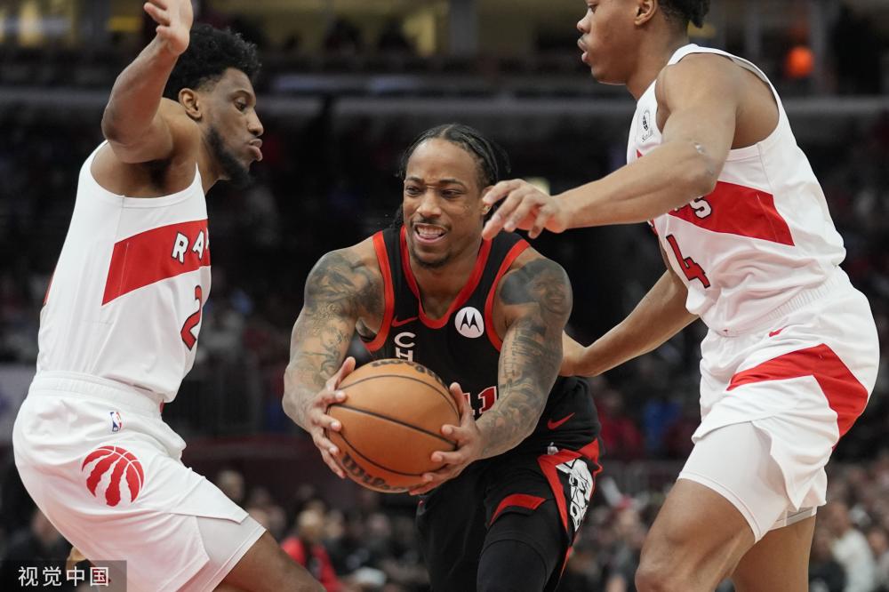 在接受采访 在接受采访