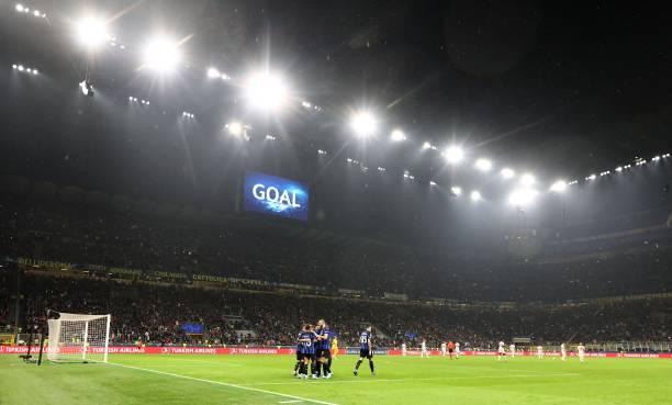 现代足球中 现代足球中