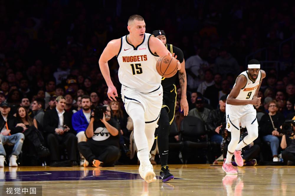 家中的老人 家中的老人