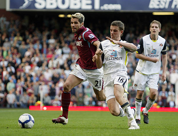 罗马诺：多特重启楚克维梅卡交易谈判，切尔西希望永久转会.